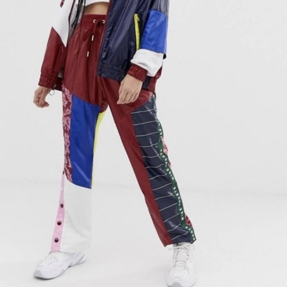 Nike NSW Women’s Track Pants - Picture 2 of 3